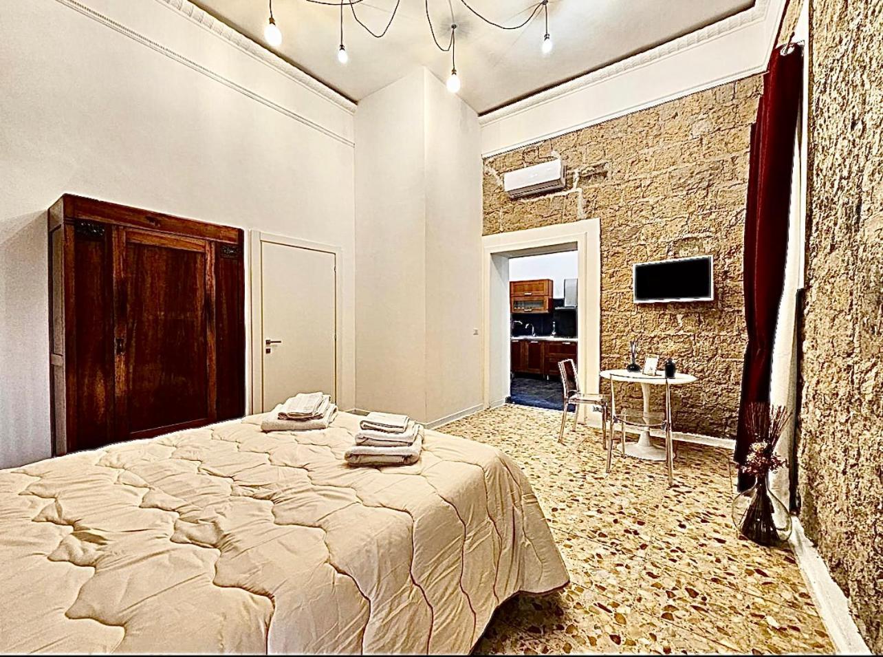 נאפולי Bethel Come Casa Apartments מראה חיצוני תמונה